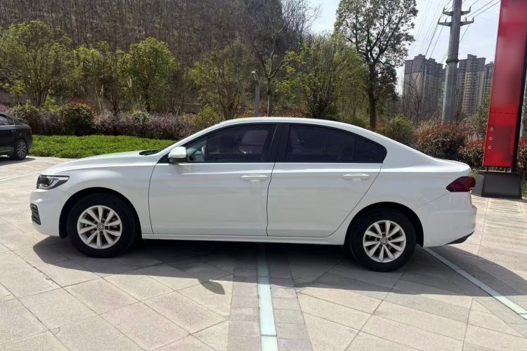 Used Volkswagen Bora 2020 1.5L Automatic Fashion Edition Exterior 7