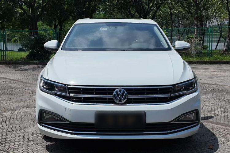 Used Volkswagen Bora 2020 1.5L Automatic Comfort Model Exterior 8