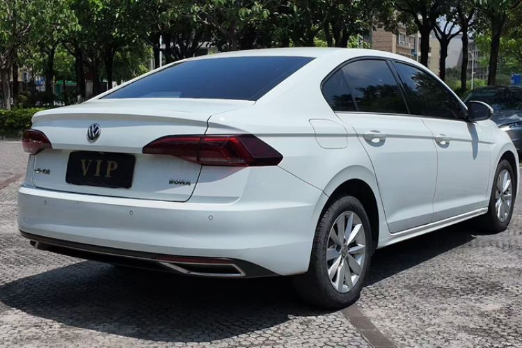 Used Volkswagen Bora 2020 1.5L Automatic Comfort Model Exterior 9