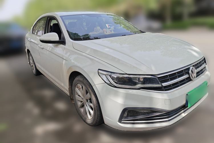 Used Volkswagen Bora 2020 1.5L Automatic Comfort Model Front Right 45 Deg
