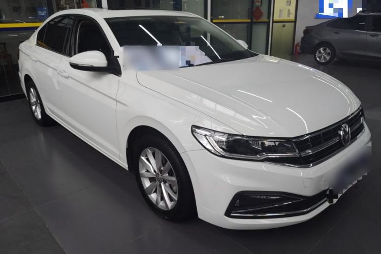 Used Volkswagen Bora 2020 1.5L Automatic Comfort Model Front Right 45 Deg
