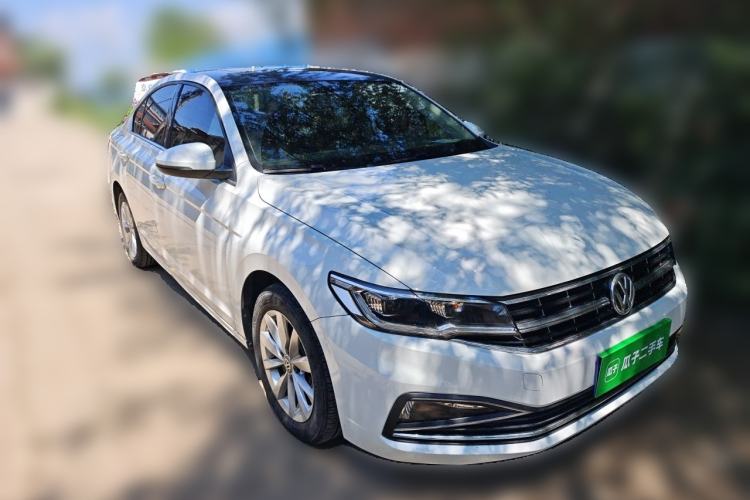 Used Volkswagen Bora 2020 1.5L Manual Comfort Version Front Right 45 Deg