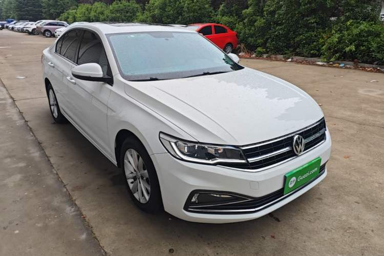 Used Volkswagen Bora 2020 1.5L Automatic Comfort Model Front Right 45 Deg