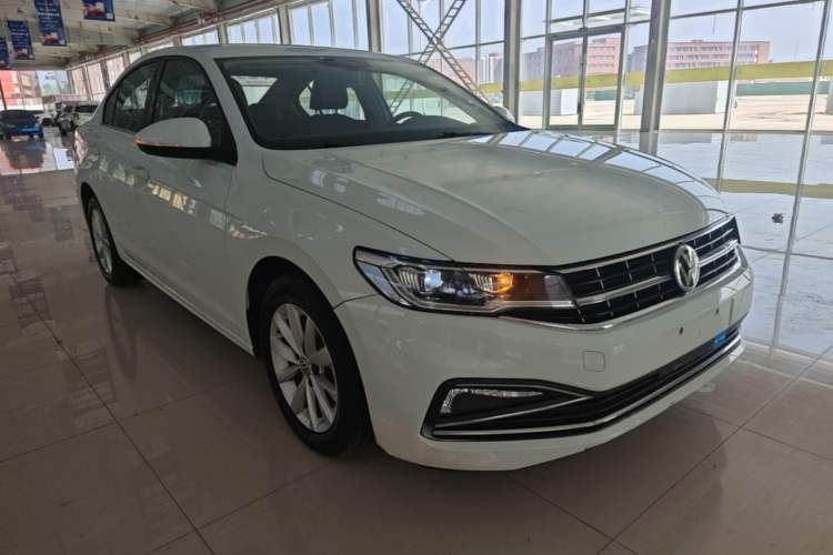 Used Volkswagen Bora 2020 1.5L Automatic Elite Version Front Right 45 Deg