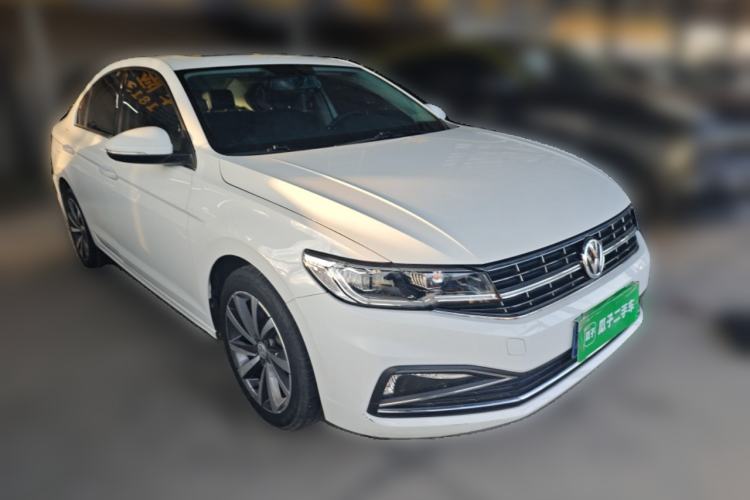 Used Volkswagen Bora 2020 1.5L Automatic Comfort Model Front Right 45 Deg