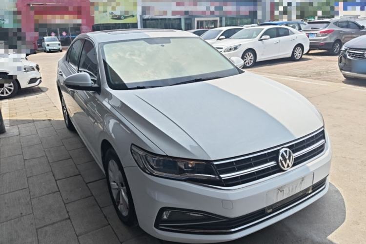Used Volkswagen Bora 2020 1.5L Automatic Comfort Model Front Right 45 Deg