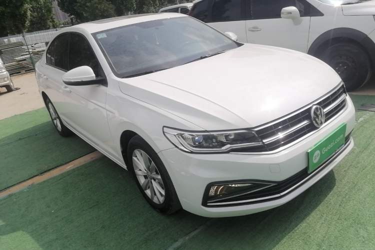 Used Volkswagen Bora 2020 1.5L Automatic Comfort Model Front Right 45 Deg