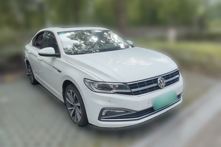 Used Volkswagen Bora 2020 1.5L Automatic Luxury Model Front Right 45 Deg