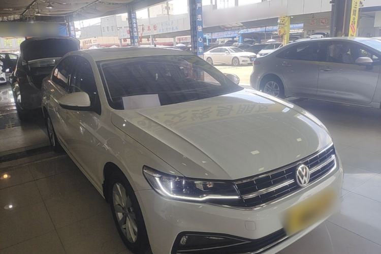 Used Volkswagen Bora 2020 1.5L Automatic Elite Version Front Right 45 Deg