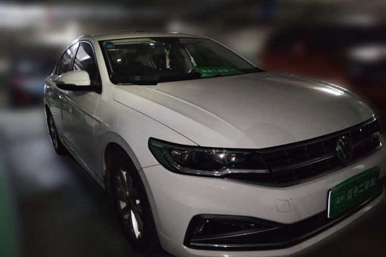 Used Volkswagen Bora 2020 1.5L Automatic Elite Version Front Right 45 Deg