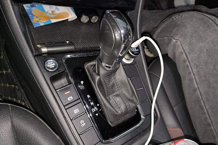 Used Volkswagen Bora 2020 1.5L Automatic Elite Version Gear Lever