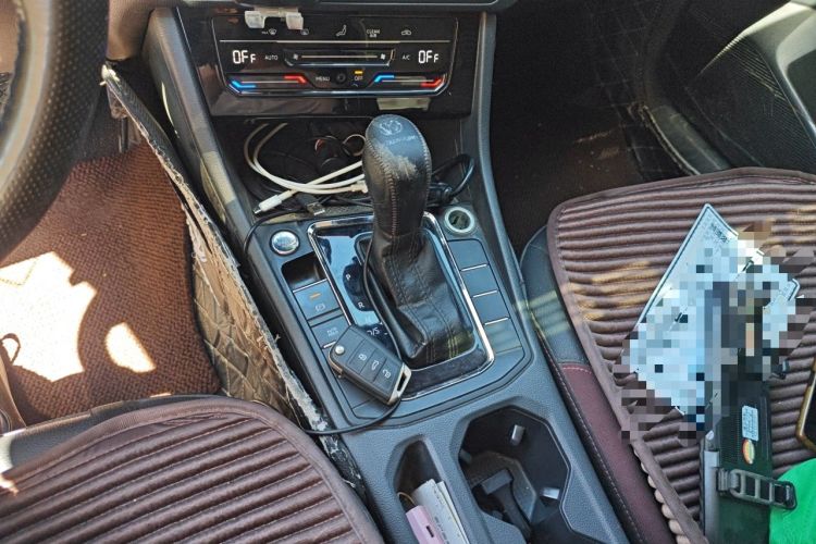 Used Volkswagen Bora 2020 1.5L Automatic Elite Version Gear Lever