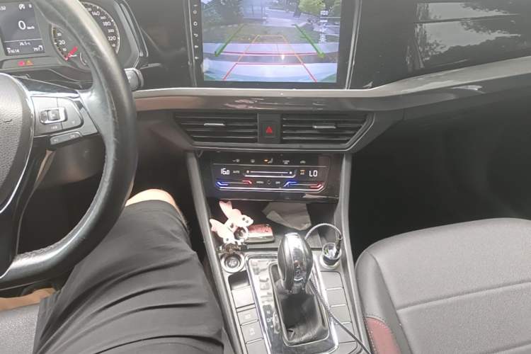 Used Volkswagen Bora 2020 1.5L Automatic Elite Version Gear Lever