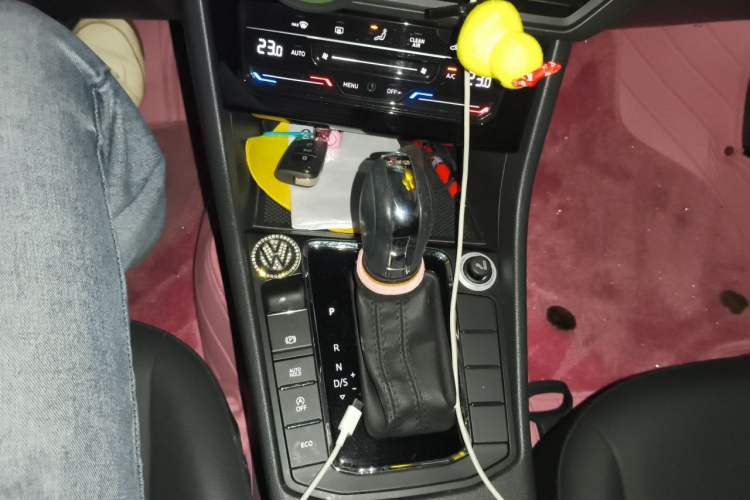 Used Volkswagen Bora 2020 Revised Version 280TSI DSG Elite Edition Gear Lever