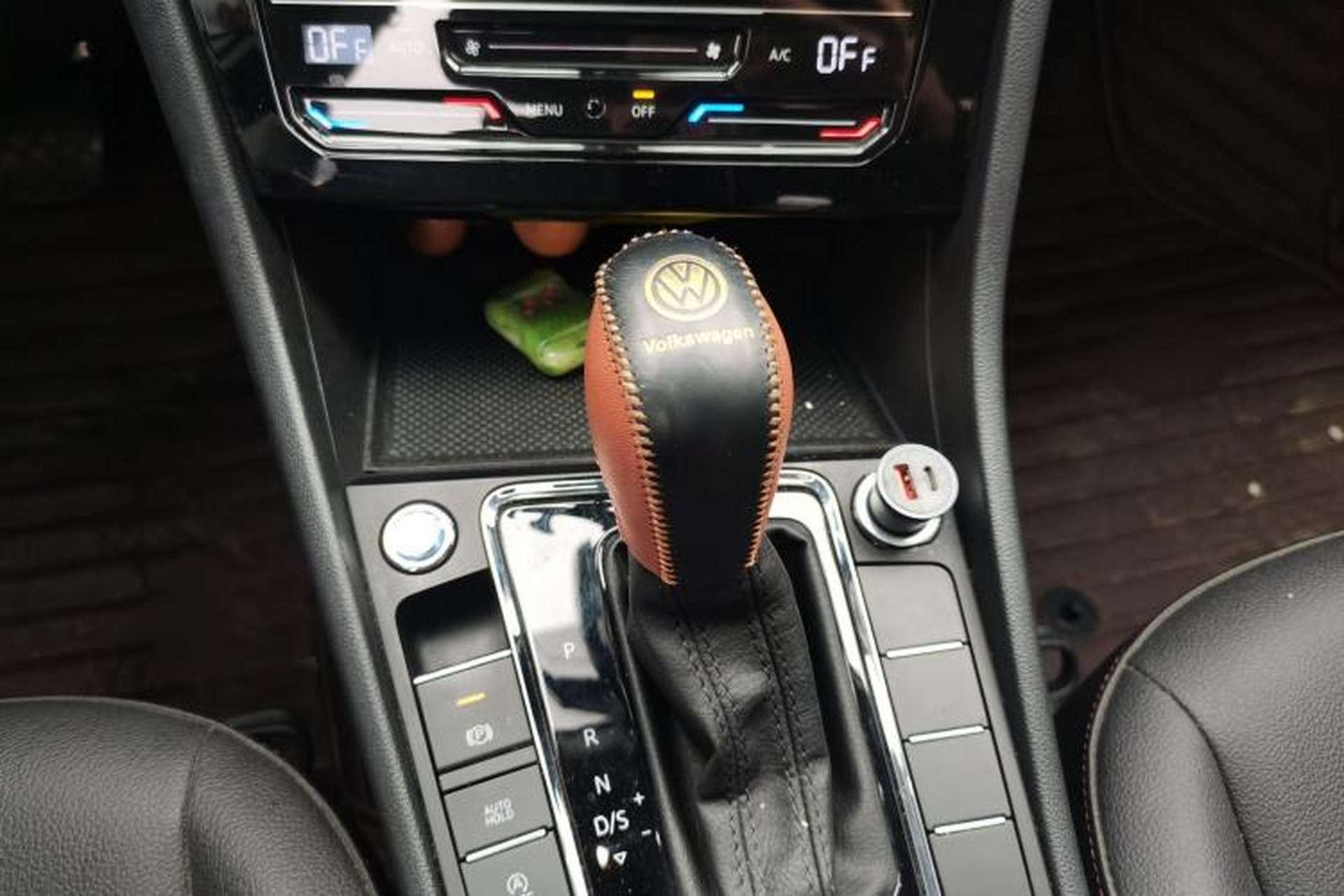Used Volkswagen Bora 2020 1.5L Automatic Elite Version Gear Lever