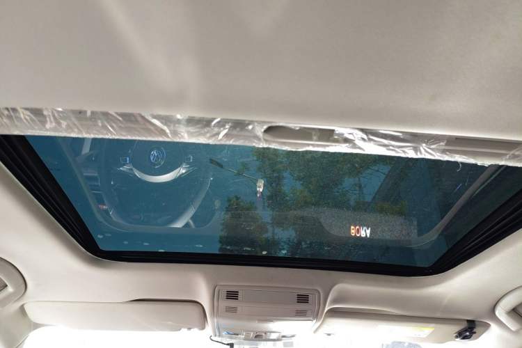 Used Volkswagen Bora 2020 1.5L Automatic Comfort Model Headliner