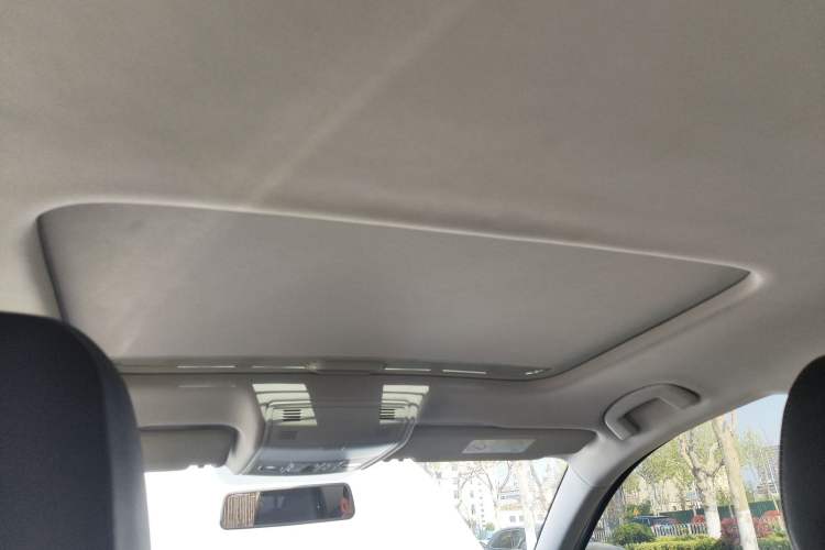 Used Volkswagen Bora 2020 1.5L Automatic Comfort Model Headliner