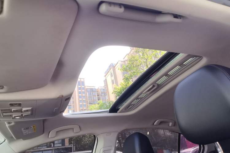 Used Volkswagen Bora 2020 1.5L Automatic Elite Version Headliner