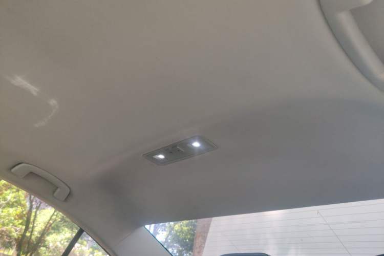 Used Volkswagen Bora 2020 1.5L Automatic Comfort Model Headliner