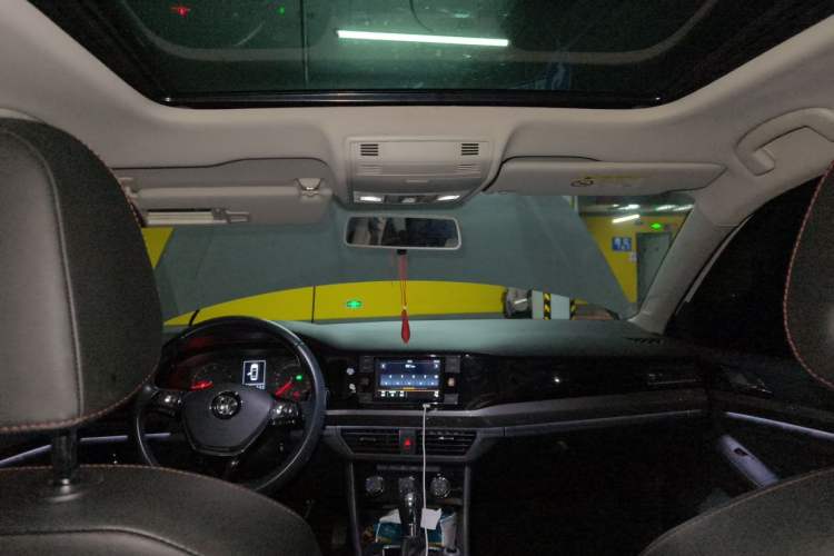 Used Volkswagen Bora 2020 1.5L Automatic Comfort Model Headliner