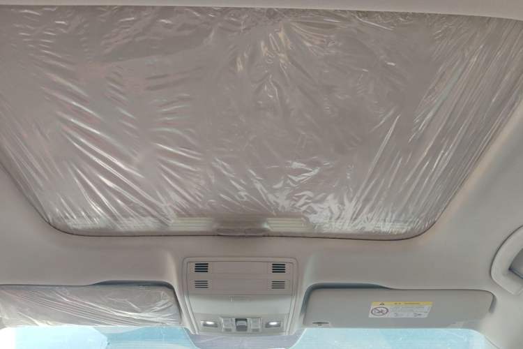 Used Volkswagen Bora 2020 1.5L Automatic Comfort Model Headliner