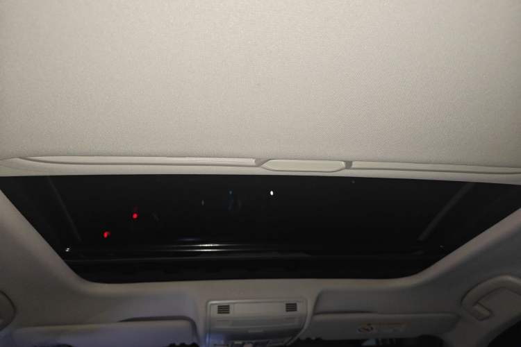 Used Volkswagen Bora 2020 1.5L Automatic Elite Version Headliner