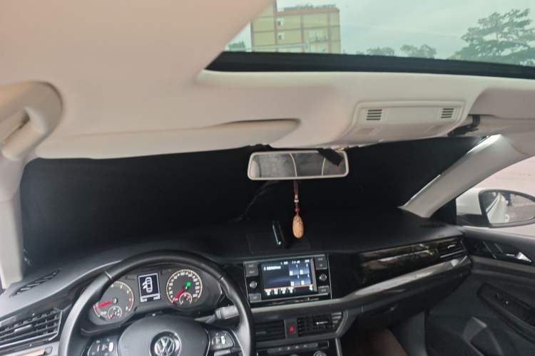 Used Volkswagen Bora 2020 1.5L Automatic Comfort Model Headliner
