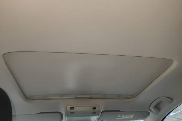 Used Volkswagen Bora 2020 1.5L Automatic Elite Version Headliner
