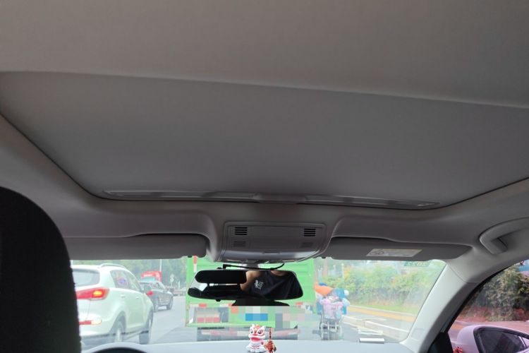 Used Volkswagen Bora 2020 1.5L Automatic Elite Version Headliner