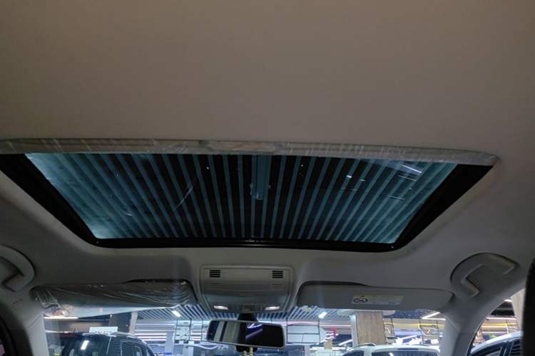Used Volkswagen Bora 2020 1.5L Automatic Comfort Model Headliner