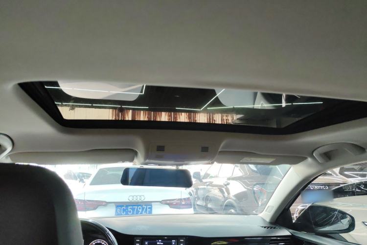 Used Volkswagen Bora 2020 1.5L Automatic Comfort Model Headliner