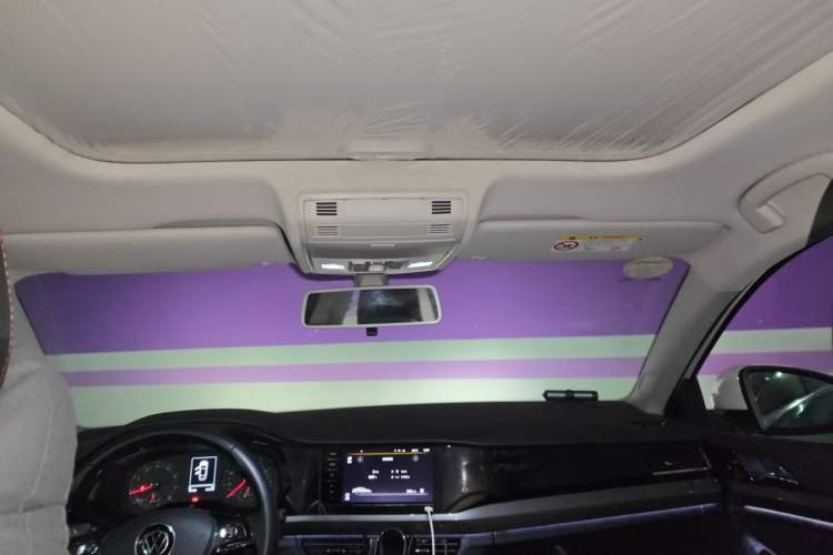 Used Volkswagen Bora 2020 1.5L Automatic Elite Version Headliner