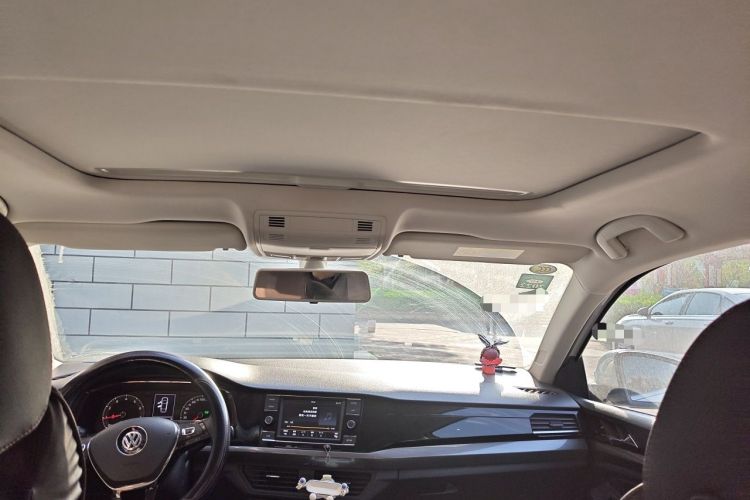 Used Volkswagen Bora 2020 1.5L Automatic Elite Version Headliner