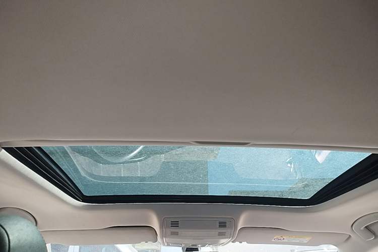 Used Volkswagen Bora 2020 1.5L Automatic Elite Version Headliner