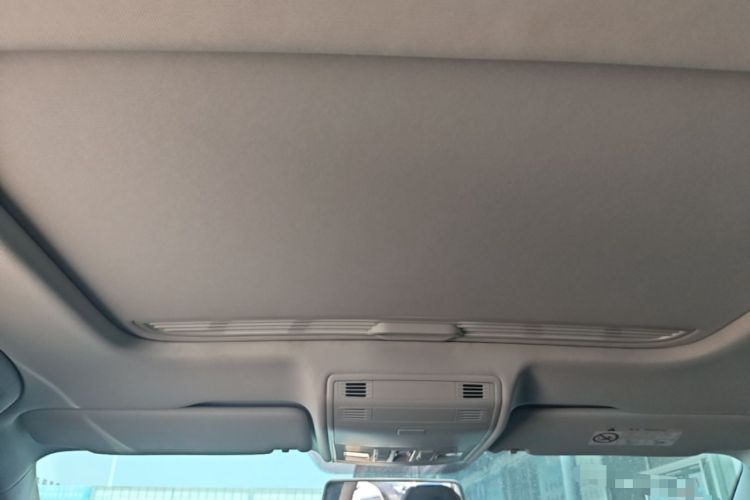 Used Volkswagen Bora 2020 1.5L Automatic Comfort Model Headliner