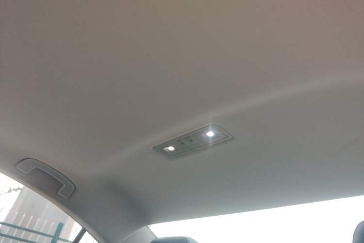 Used Volkswagen Bora 2020 1.5L Automatic Comfort Model Headliner