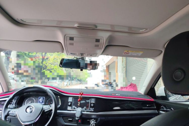 Used Volkswagen Bora 2020 1.5L Automatic Elite Version Headliner