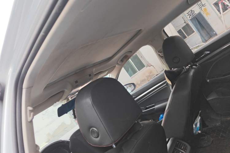 Used Volkswagen Bora 2020 1.5L Automatic Elite Version Headliner