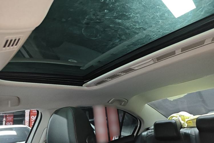 Used Volkswagen Bora 2020 1.5L Automatic Elite Version Headliner