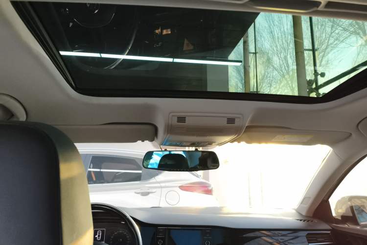 Used Volkswagen Bora 2020 1.5L Automatic Fashion Edition Headliner