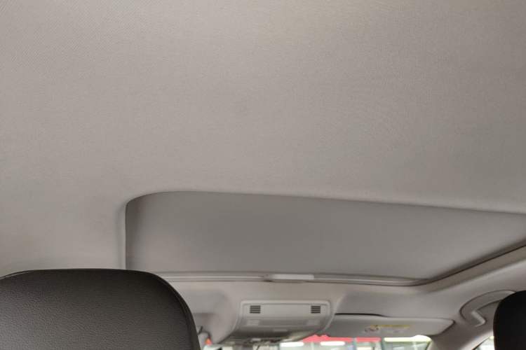 Used Volkswagen Bora 2020 1.5L Automatic Elite Version Headliner