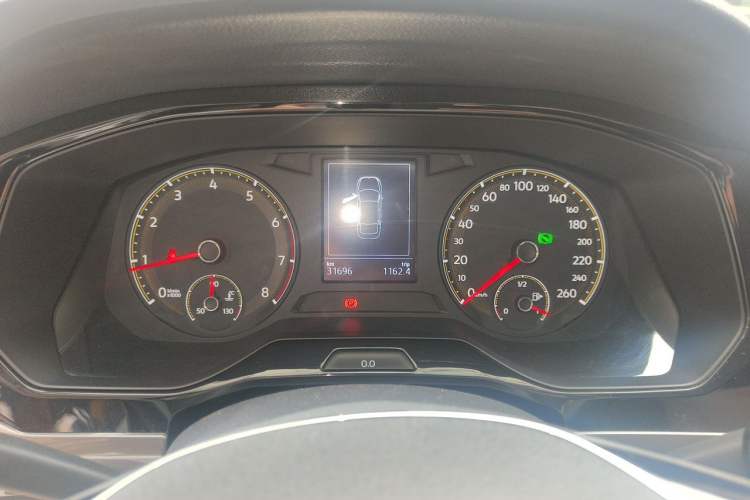 Used Volkswagen Bora 2020 1.5L Automatic Elite Version Instrument Cluster