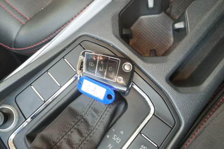 Used Volkswagen Bora 2020 1.5L Automatic Fashion Edition Interior 1