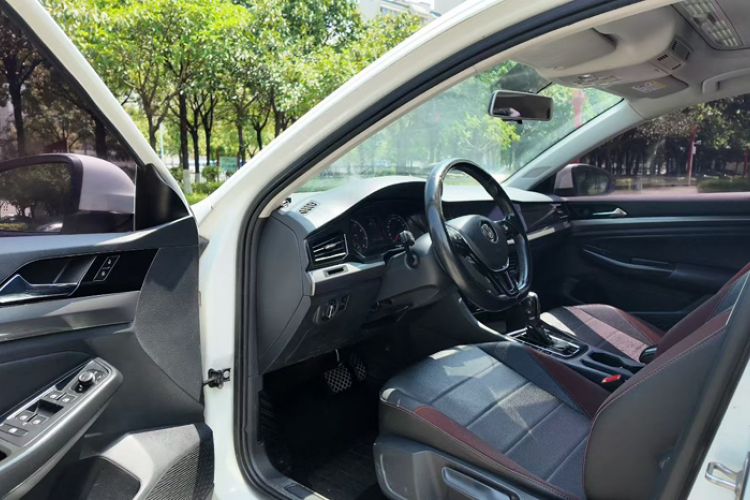 Used Volkswagen Bora 2020 1.5L Automatic Comfort Model Interior 3
