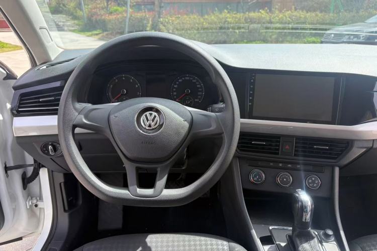 Used Volkswagen Bora 2020 1.5L Automatic Fashion Edition Interior 5
