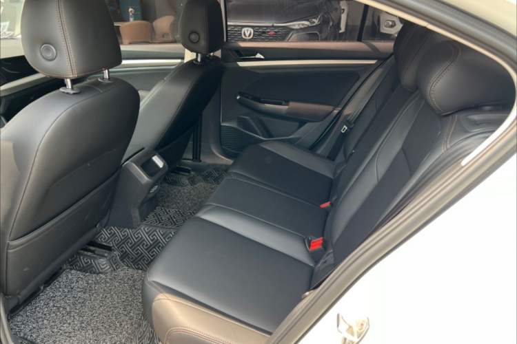 Used Volkswagen Bora 2020 1.5L Automatic Fashion Edition Interior 5