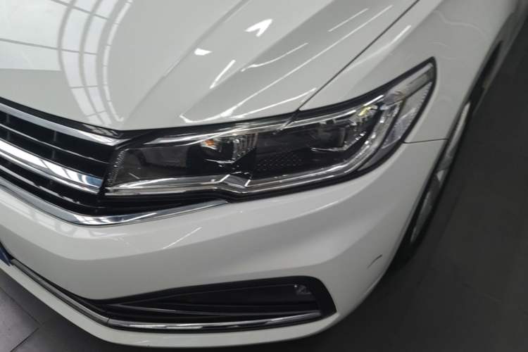 Used Volkswagen Bora 2020 1.5L Automatic Comfort Model Left Front Headlight