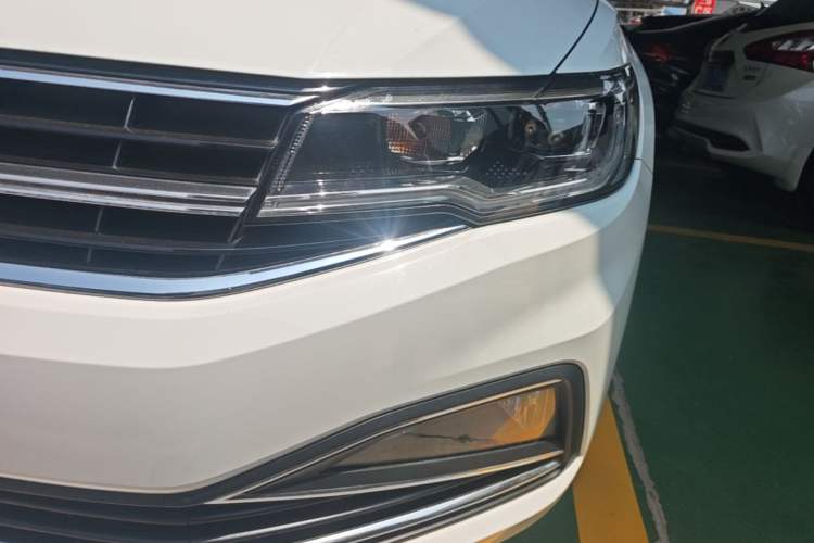 Used Volkswagen Bora 2020 1.5L Automatic Comfort Model Left Front Headlight
