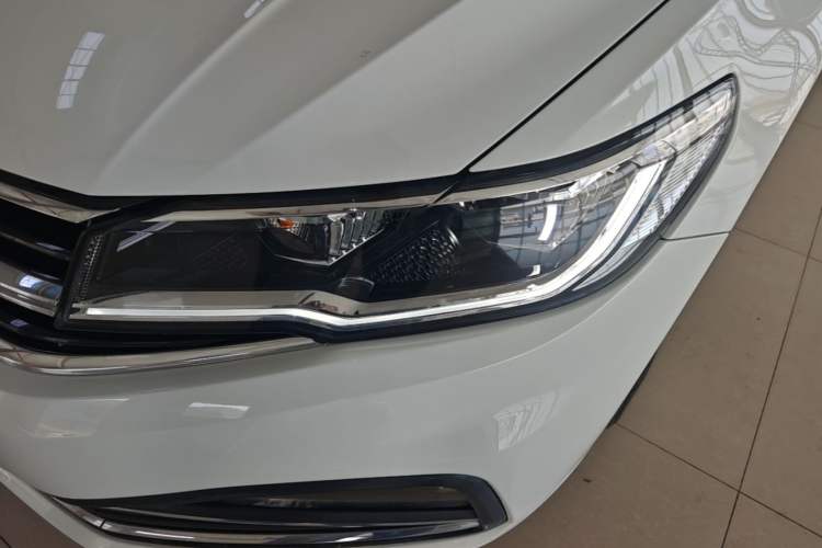 Used Volkswagen Bora 2020 1.5L Automatic Elite Version Left Front Headlight