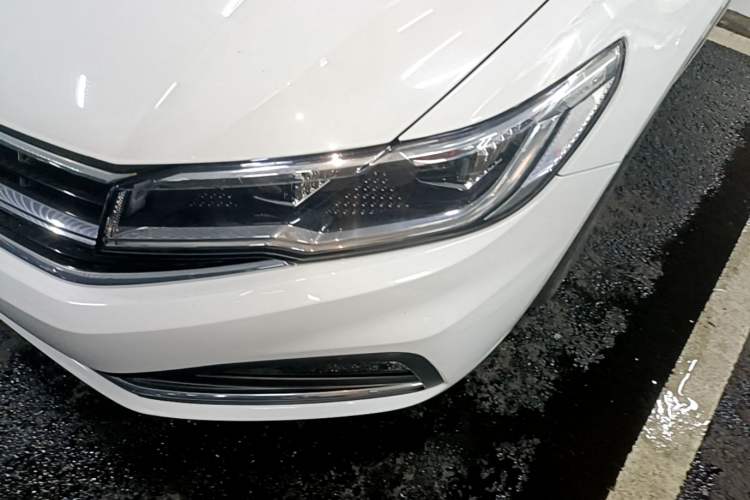 Used Volkswagen Bora 2020 280TSI DSG Elite Edition Left Front Headlight